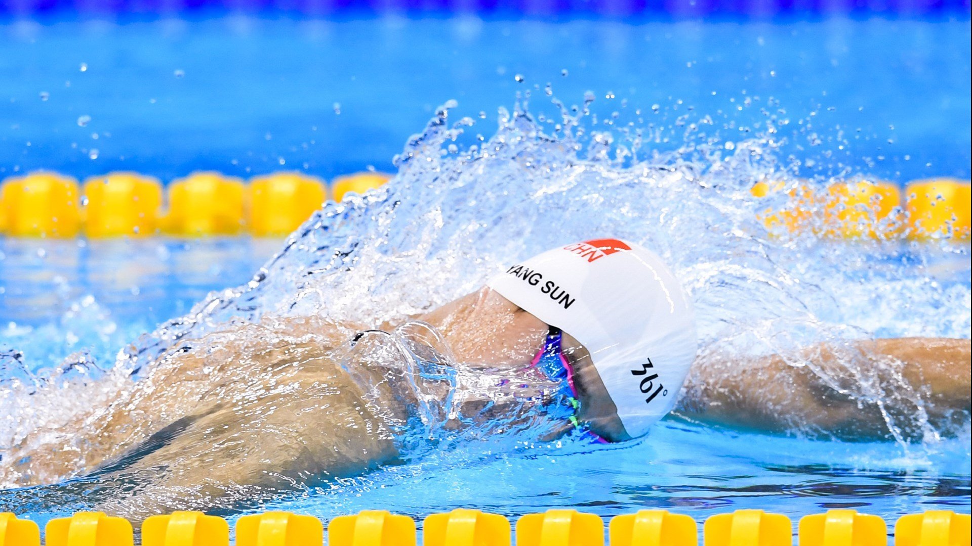 未来科技在F1中的应用：无人驾驶试验，未来世界无人驾驶汽车